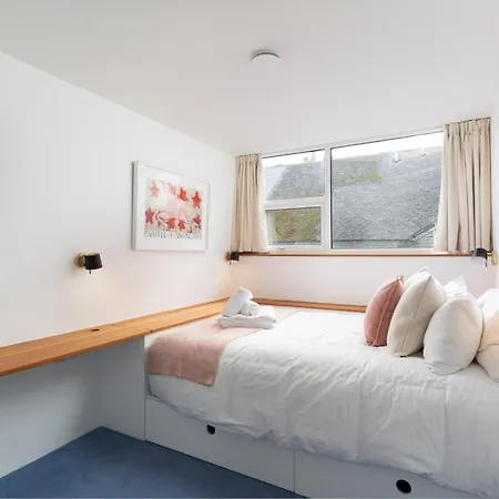 11 Piazza * St Ives (Cornwall)